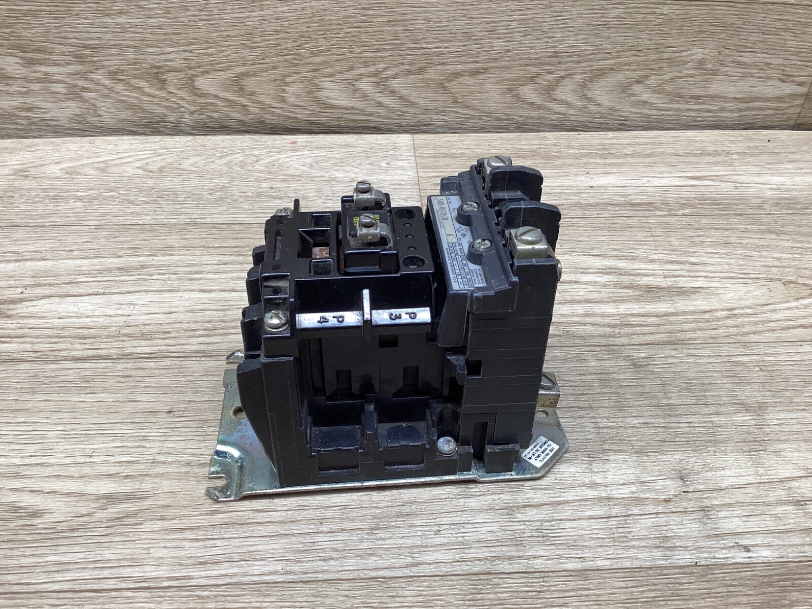 Allen Bradley 500-BOD920 Size 1 Contactor 460-480V Coil #09F120PR6*CO