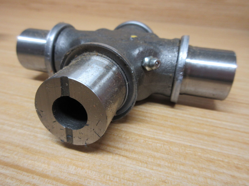 Spicer 5-280X Universal Joint 5280X