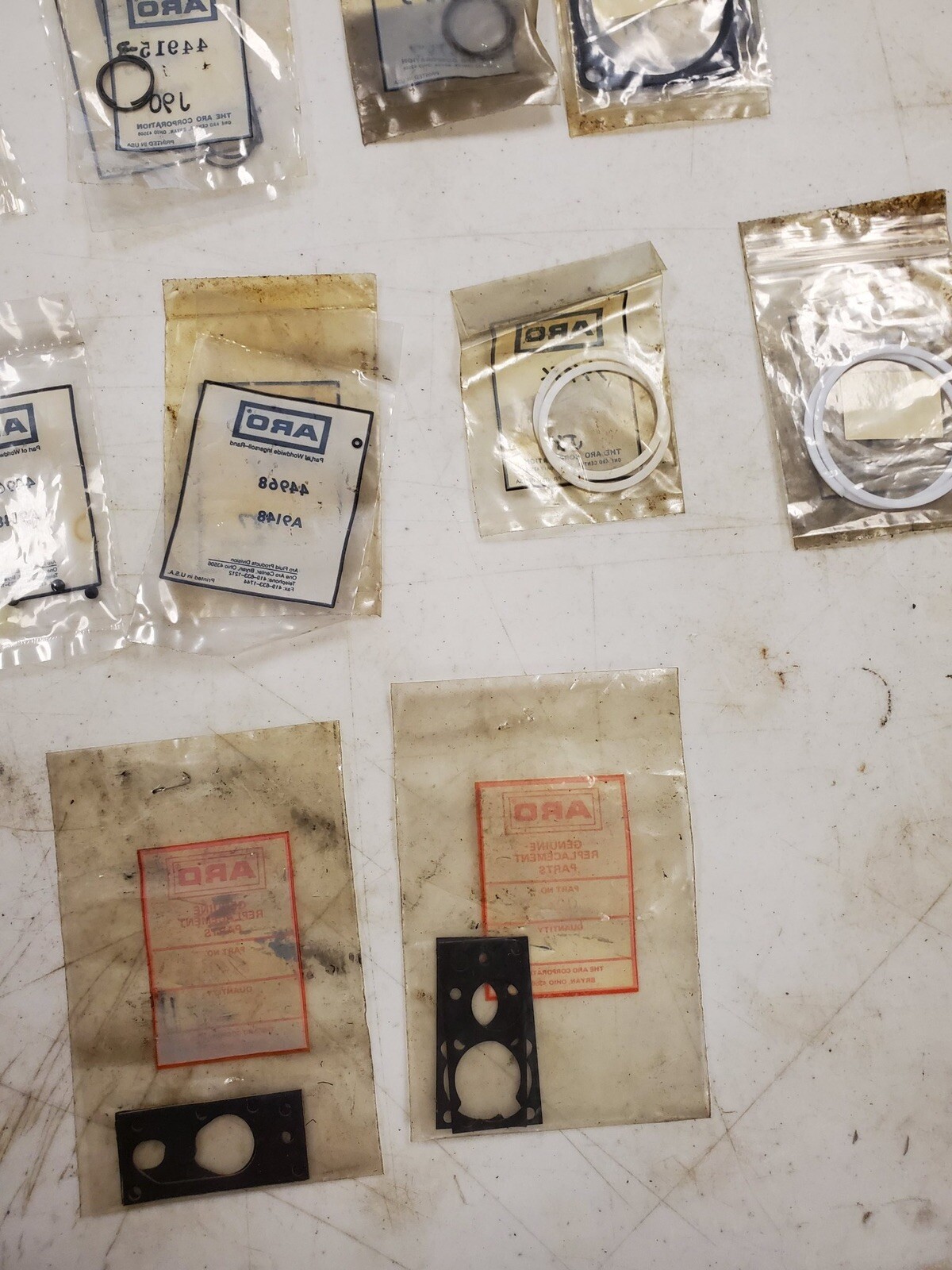 Lot Of 68 ARO INGERSOLL RAND Seals 42321 32814 33017 37942 39452 39679 44915