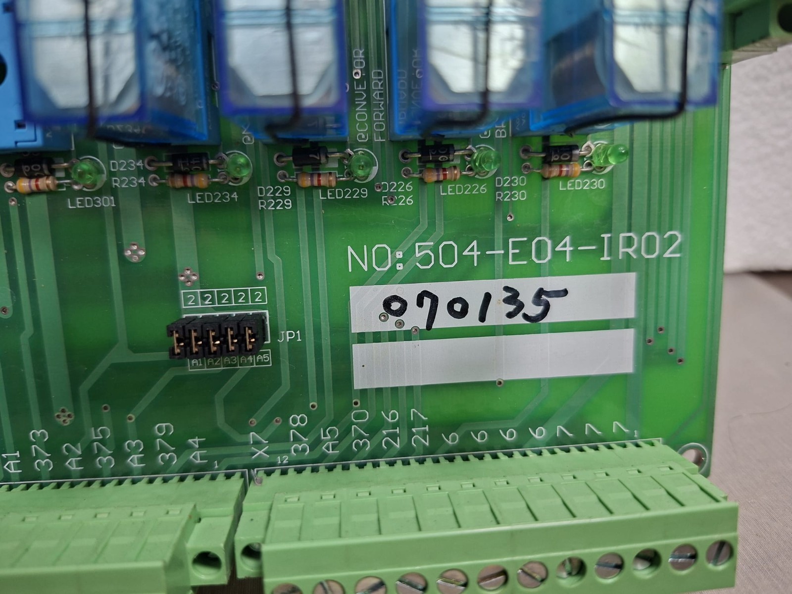YCM 504-E04-IR02 USED