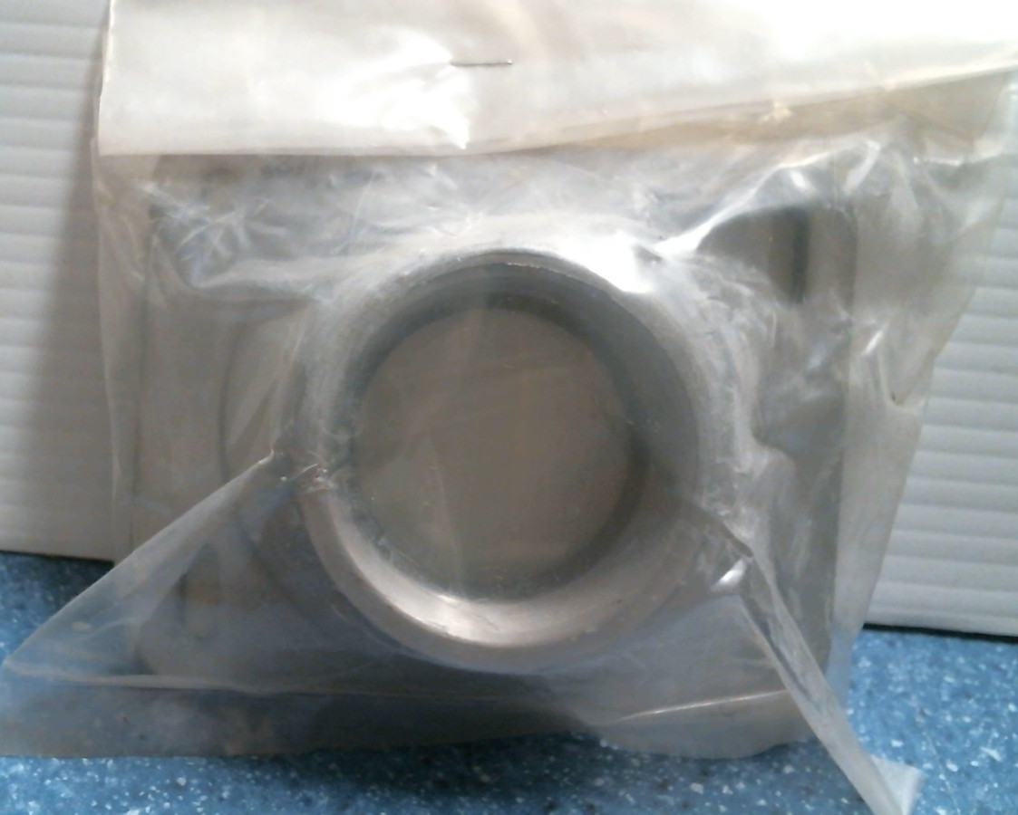 Eaton 1-1/2″ Hub Kit (RH150P) FS
