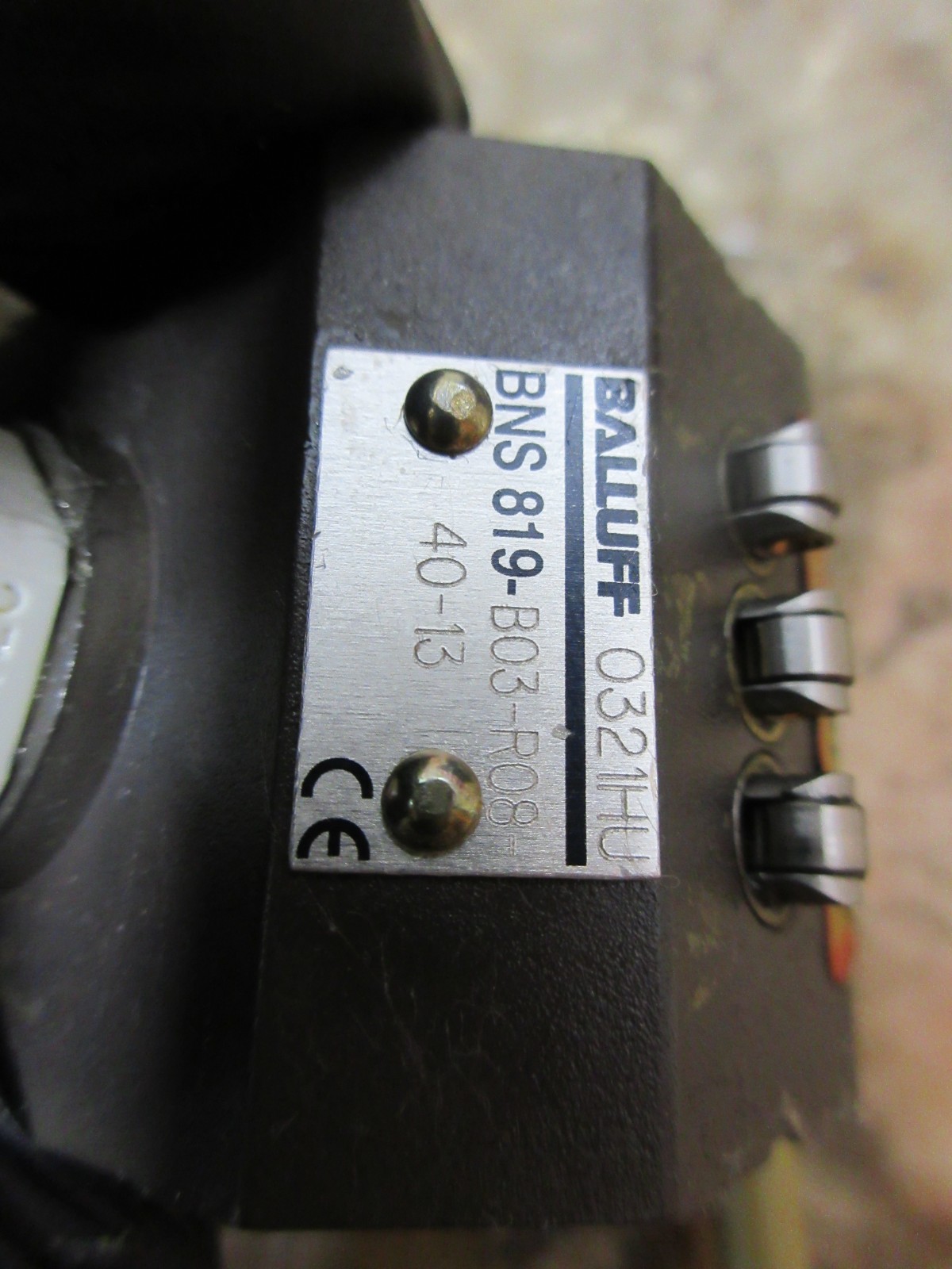 2003 SCHNEIDER SLG 50-S 2/1 CNC BNS 819-B03-R08-40-13 0321HU LIMIT SWITCH EACH 1