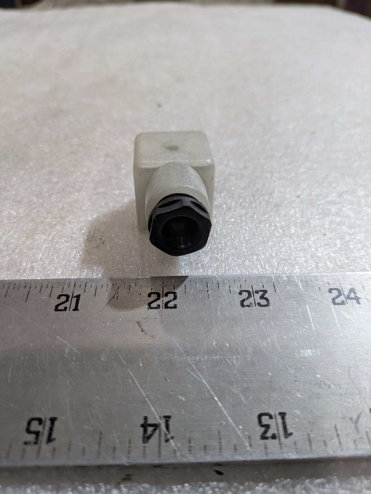 Canfield Connector P5103-1620000 MPC Type 2 Solenoid Valve 6-48VDC Industrial
