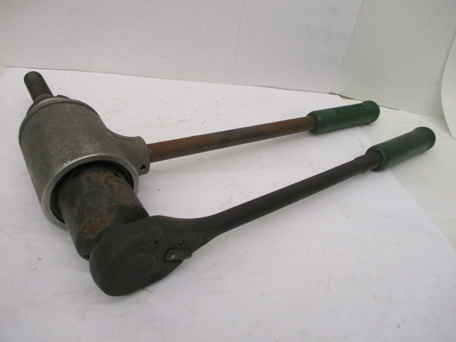 Greenlee 1904 Knockout Driver Max. Cap. 2″ Conduit 10 Gauge Mild Steel A3599DH
