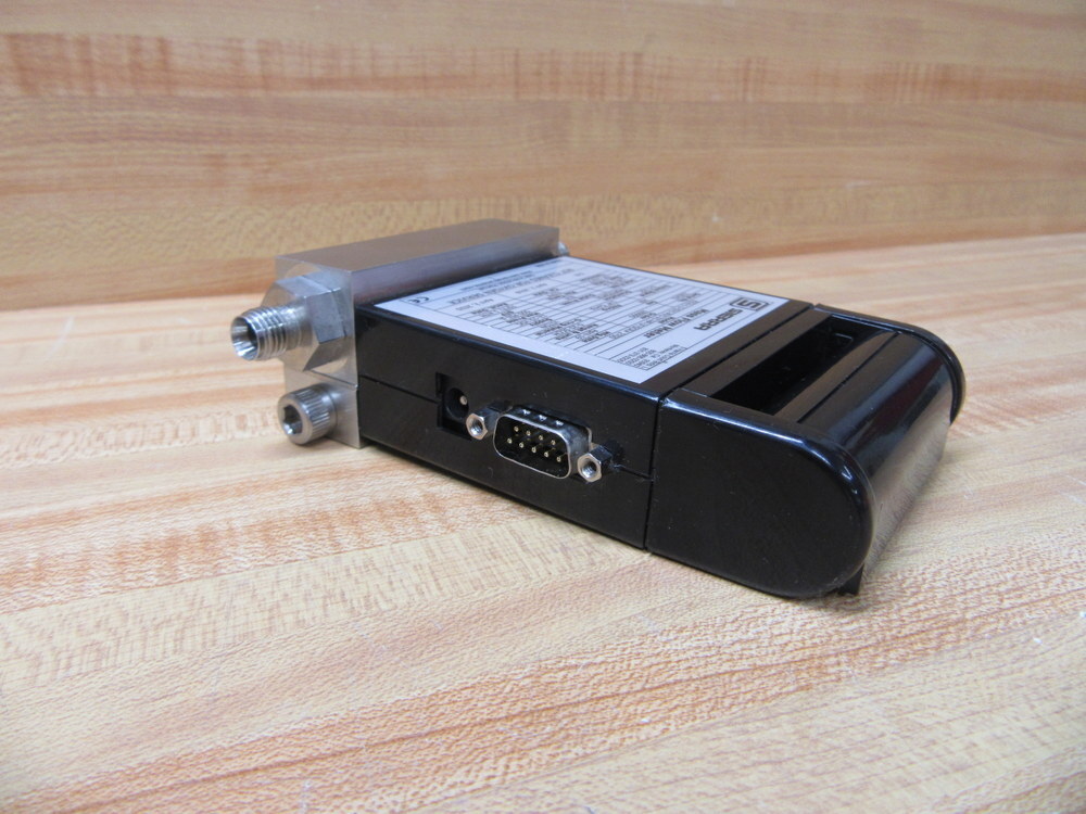 Sierra 822S-L-2-OV1-PV1-V1-HP/SCR #2700 Mass Flow Meter 0-20 SCCM 120 PSI