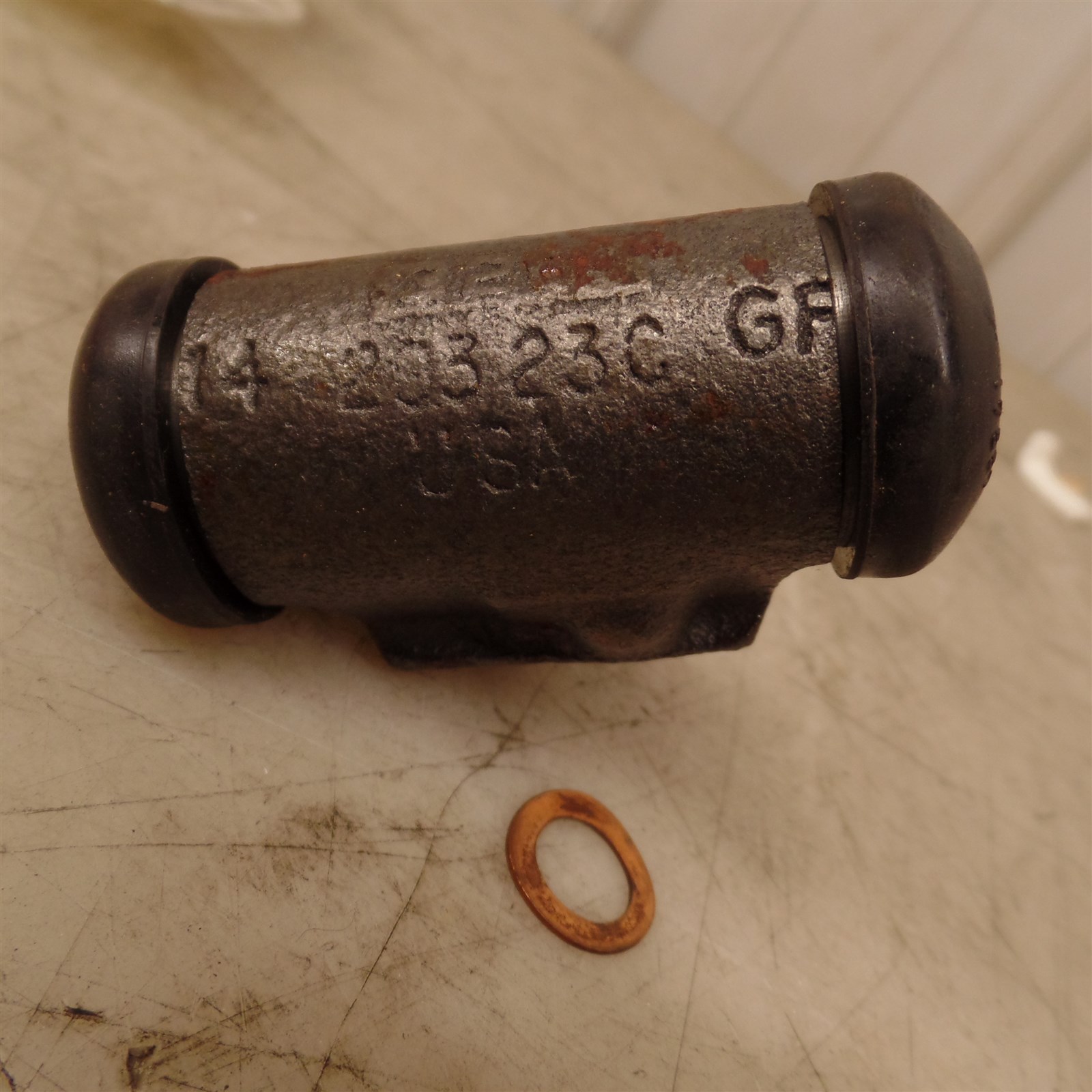 6610774 BRACKET AGCO MASSEY FERGUSON 100S 103S 104S SPRAYER