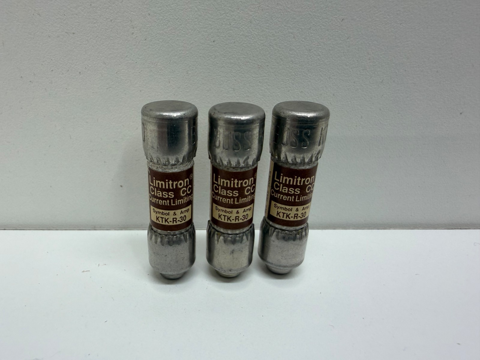 LOT OF (3) NEW OLD STOCK! BUSSMANN LIMITRON 30A CURRENT-LIMITING FUSES KTK-R-30