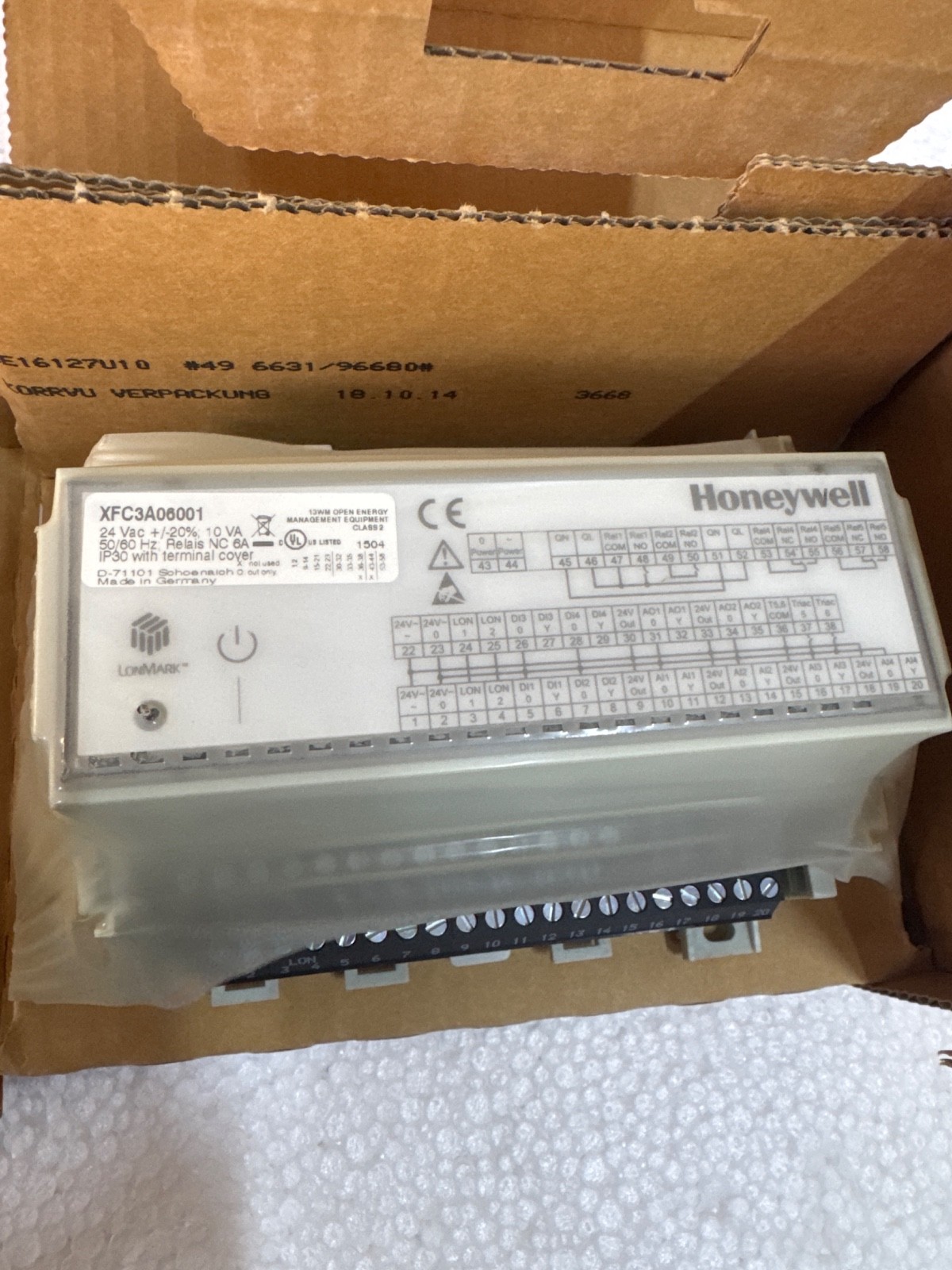HONEYWELL XFC3A06001 EXCEL SMART I/O WITH 4DI,4Rel,4NTC 20k,2AO 24 Vac