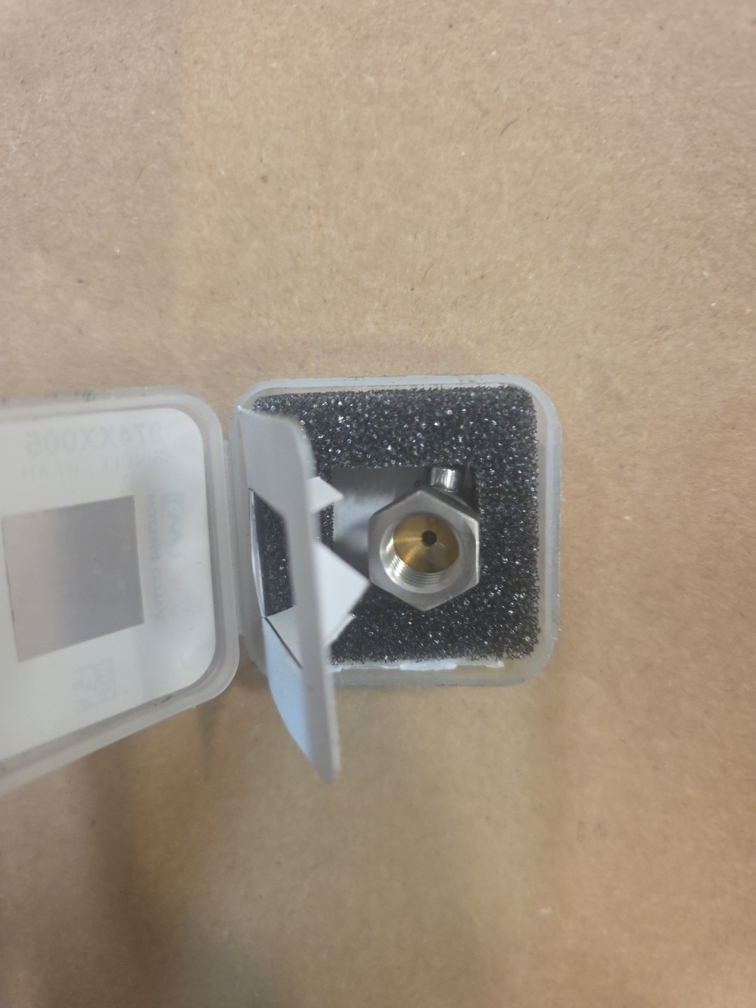 Valco Melton Glue Nozzle 974XX005 Single Bead 40Mm .0161 New Single Head