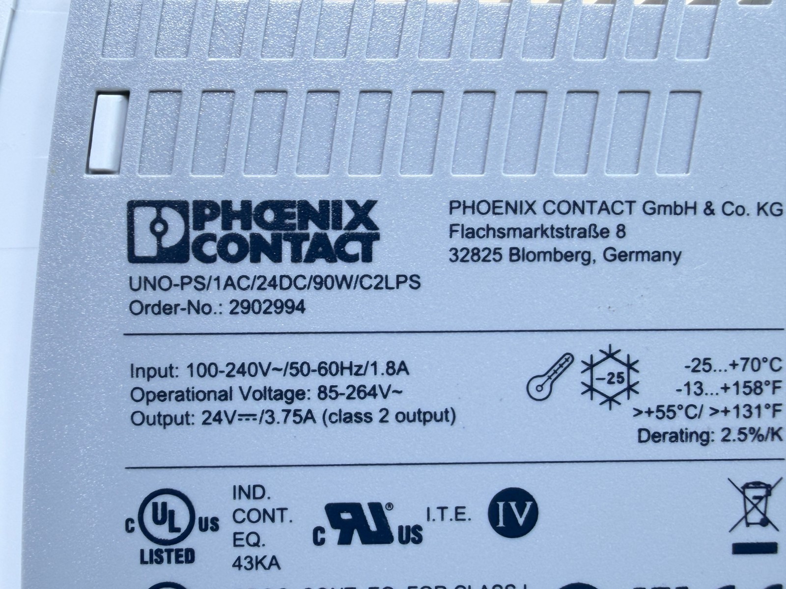 Phoenix UNO-PS/1AC/24DC/90W/C2LPS DC Power Supply, 24 VDC, 2902994