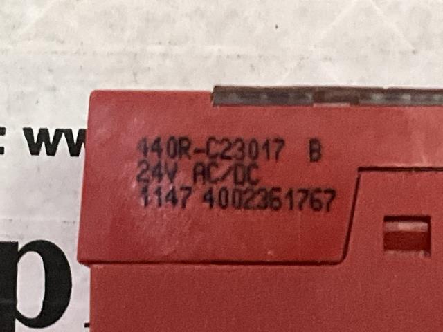 Allen-Bradley Guardmaster Safety Relay – 440R-C23017 – Series B w/Warranty