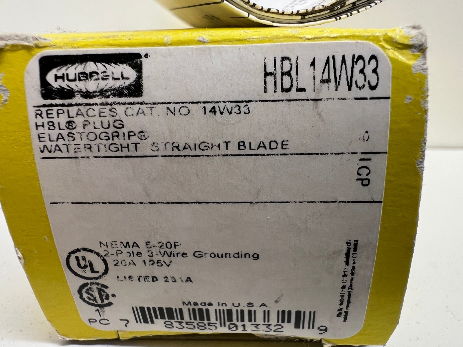 NEW IN BOX! HUBBELL 20A 125V WATERTIGHT STRAIGHT BLADE HBL14W33