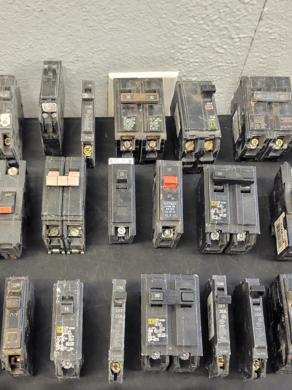Lot of 55 Circuit Breakers Various Amps See Photos PRE-OWNED.