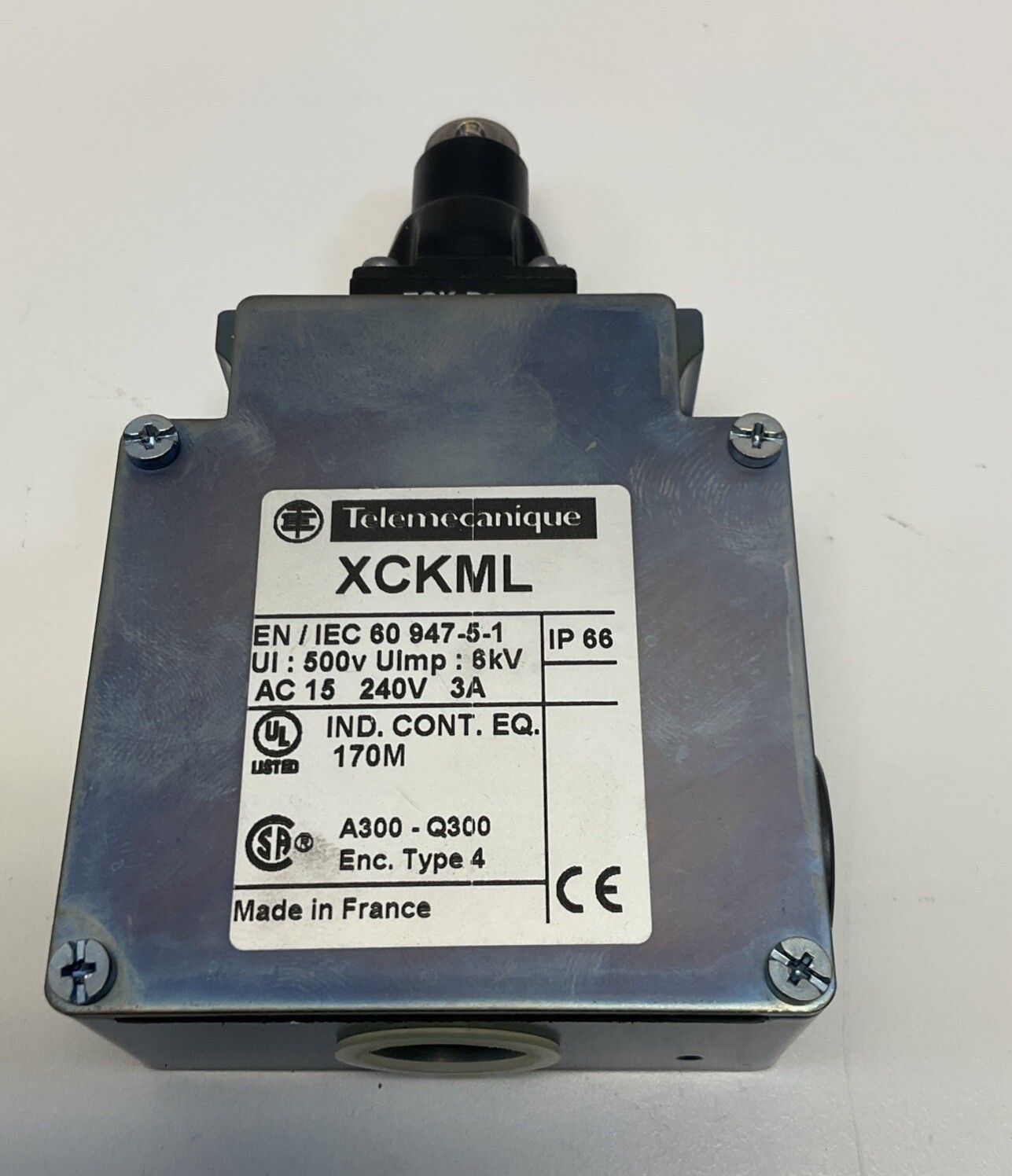 Telemecanique XCKML502 Limit Switch Safety Sensor 240v