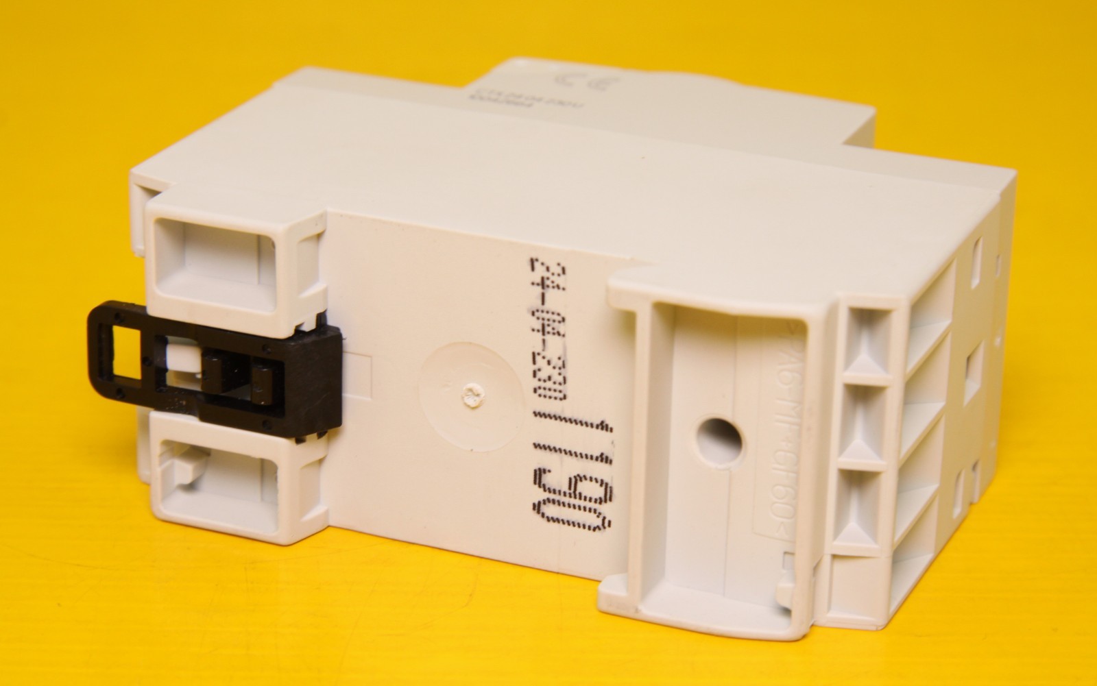 NHP Terasaki DTC2404240 Contactor ( 230 VAC Coil) 24A Contax – 666742