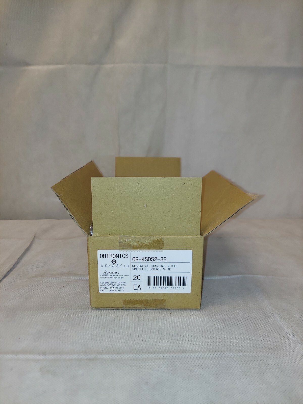 Ortronics OR-KSDS2-88 Stylistics, Keystone, 2 Hole, Base Plate White BOX of 20
