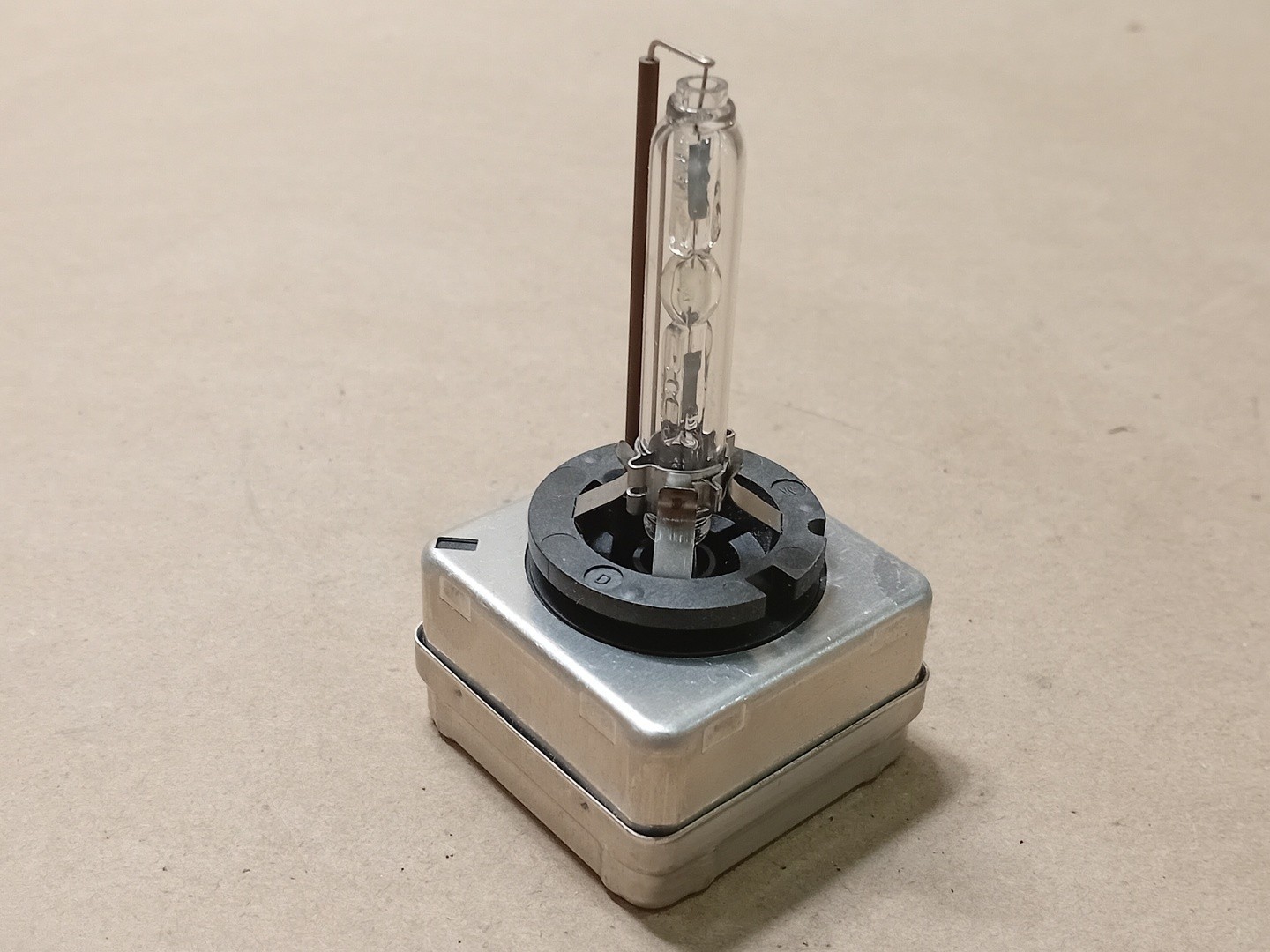 SURPLUS NEW Caterpillar 290-8160 35W D1S Hid Bulb for Flood Lights – Parts