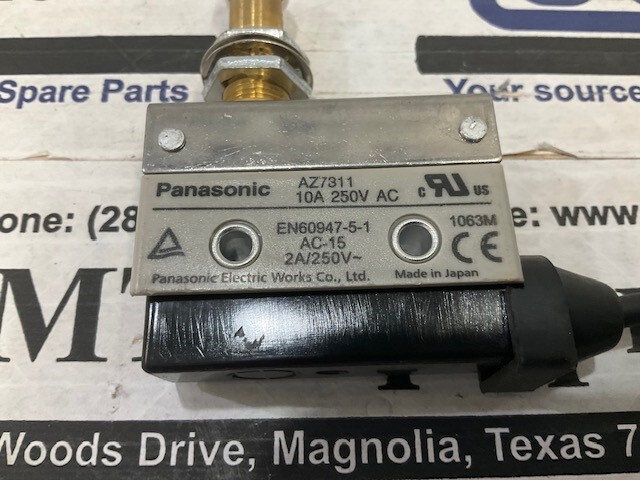(Lot of 7)Panasonic Limit Switch – EN60947-5-1 – AZ7311 w/Warranty