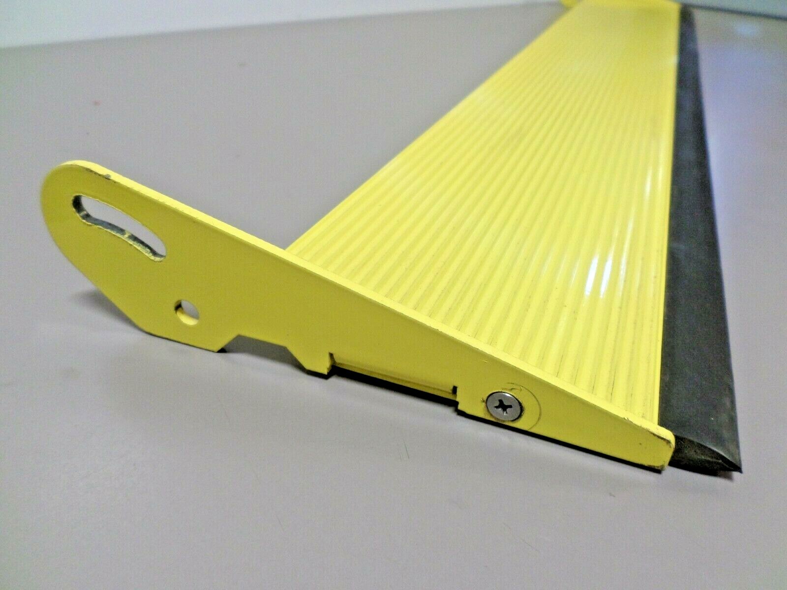 Safety Yellow 35″ x 5-1/2″ Aluminum Flip-Up Threshold