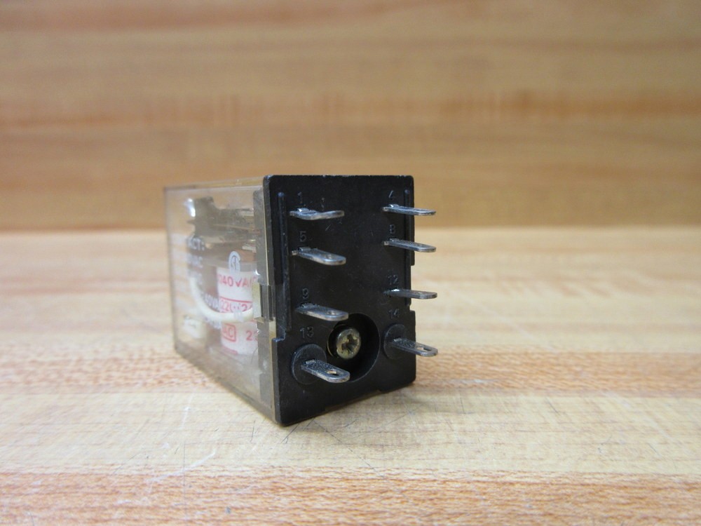 Omron MY2N-220/240V AC Relay MY2N-220/240VAC
