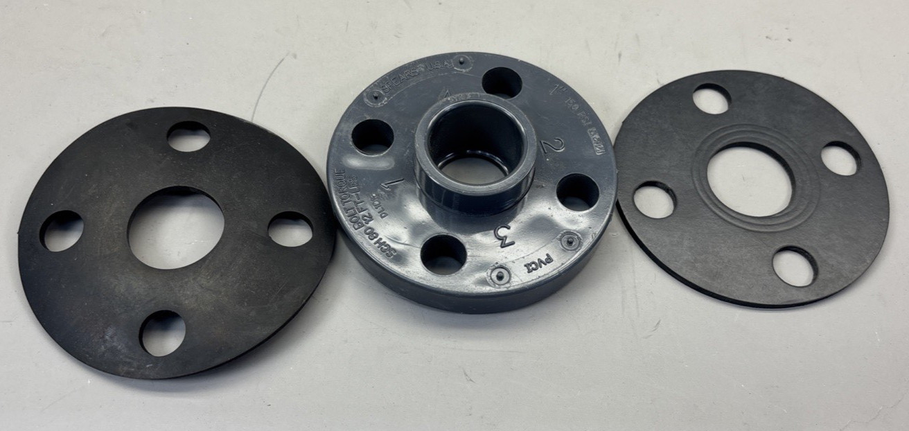 SPEARS SCH 80 1″ FLANGES 4 BOLT 12FT/LBS 150PSI DL1D13 + 2 Gaskets