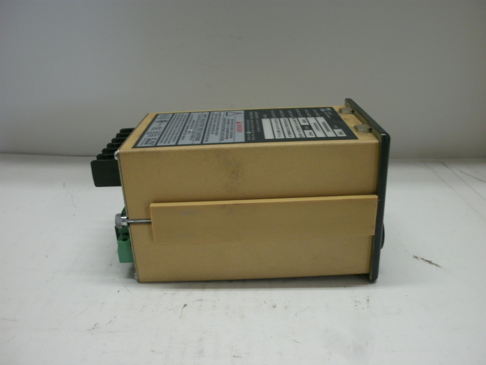 POWER MEASUREMENT P730A0D0A0A0A0A TYPE 7300 METER 10 AMP 95-240V 47-440 HZ