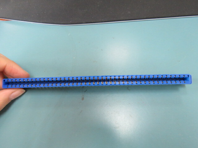 SULLINS EZM43DRSD Qty of 6 per Lot Card Edge connector