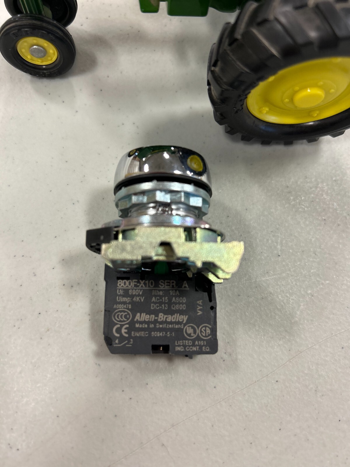 800F-X10 Allen Bradley with Button