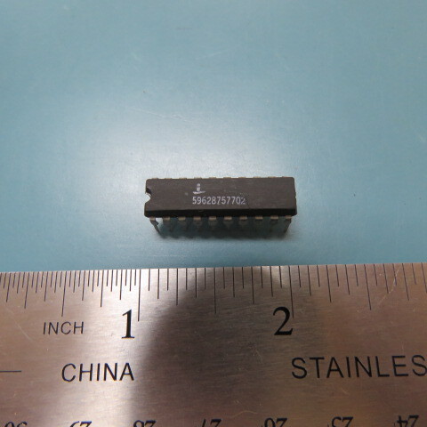 Intersil 59628757702 Qty of 1 per Lot CMOS OCTAL INVERTING BUS TRANSCE