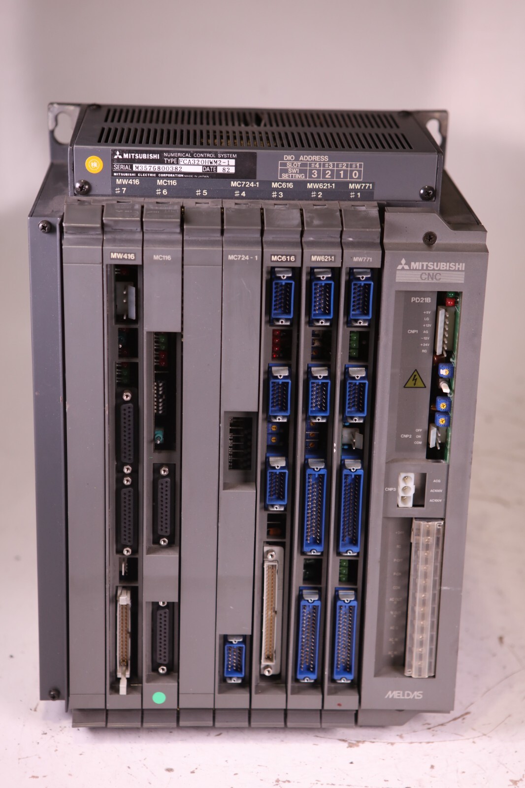 Mitsubishi FCA320HWM2-1 Control Rack Servo Board