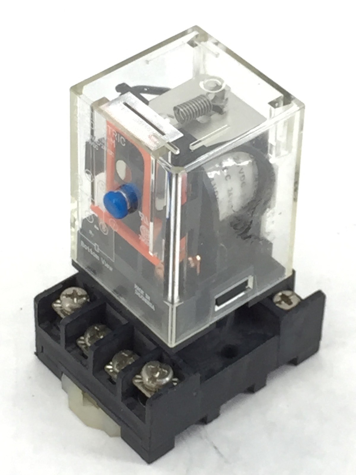 NNB! ALLEN BRADLEY 700-H RELAY BLOCK BASE & AA ELECTRIC AAE-D204-M RELAY (A555)