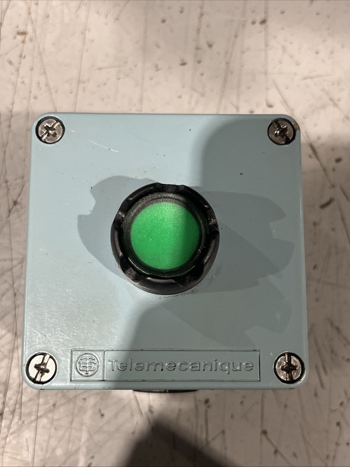 🔥Telemecanique Push Button Box 1 Hole, Used Free Shipping🇺🇸