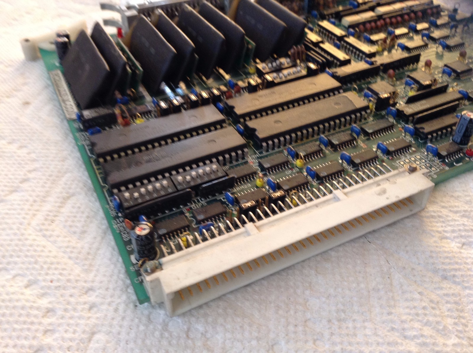 Disco 4TP-1C64401 Board EAUA-463201 4 Axis M CON FAPCB-0485