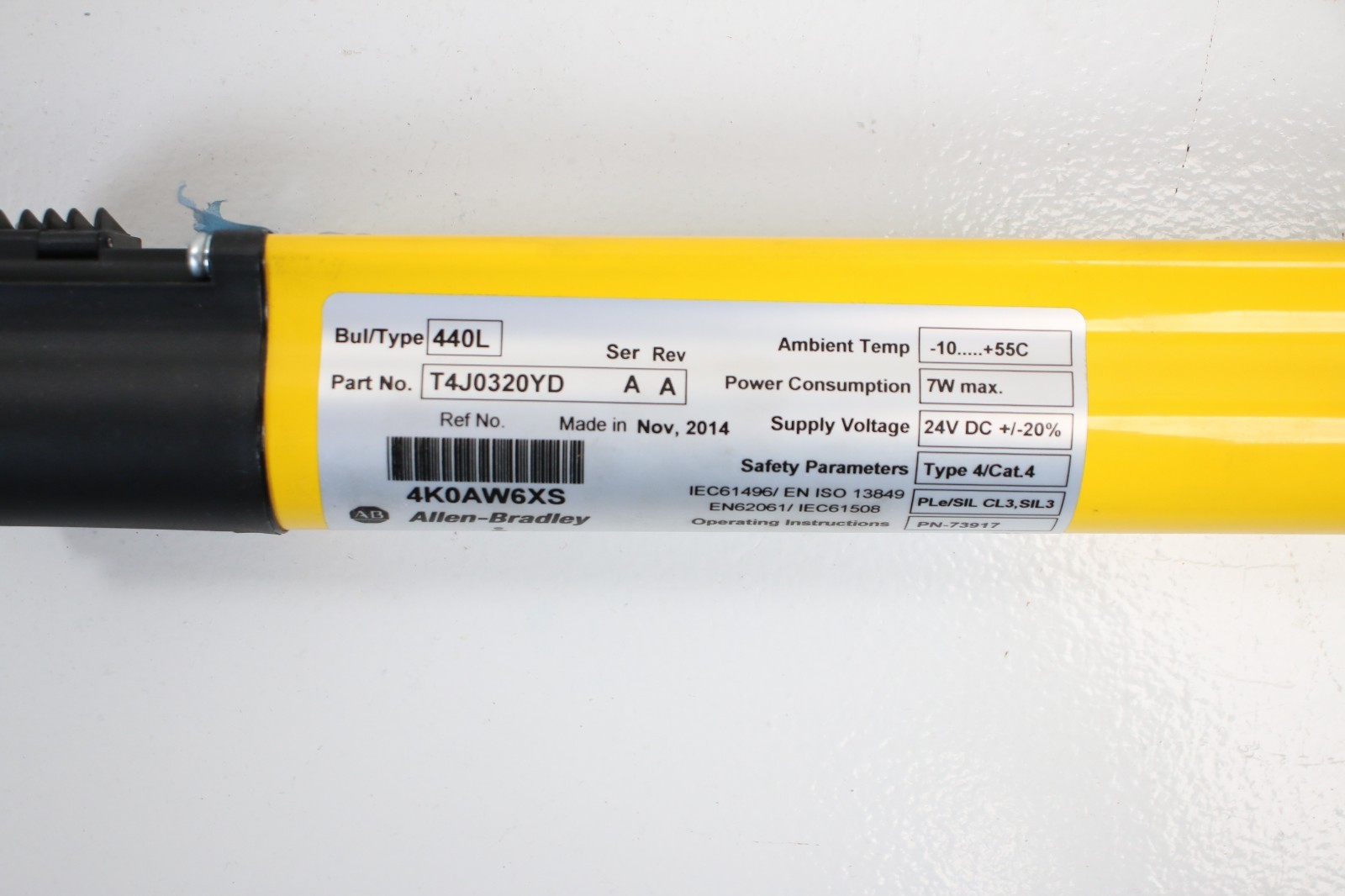 Allen-Bradley GuardMaster GuardShield Safety Light Curtain 440L-T4J0320YD