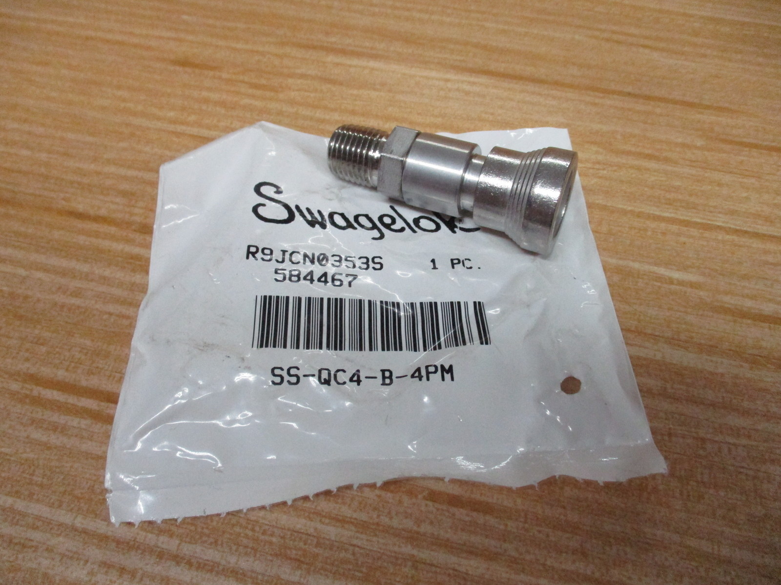 Swagelok SS-QC4-B-4PM Instrumentation Quick Connect Body