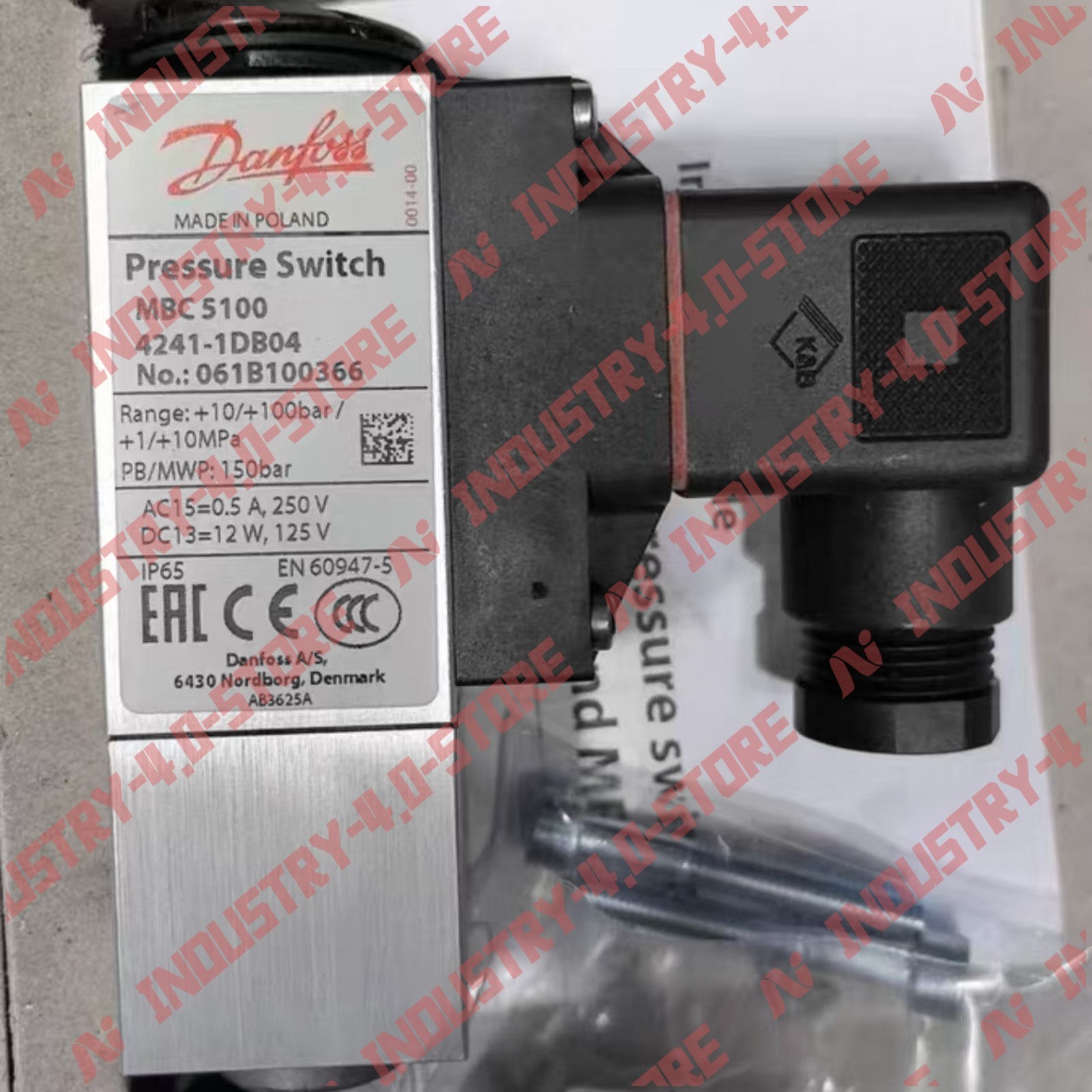 Danfoss 061B100366 MBC5100 Pressure Sensor#1pcs new in box