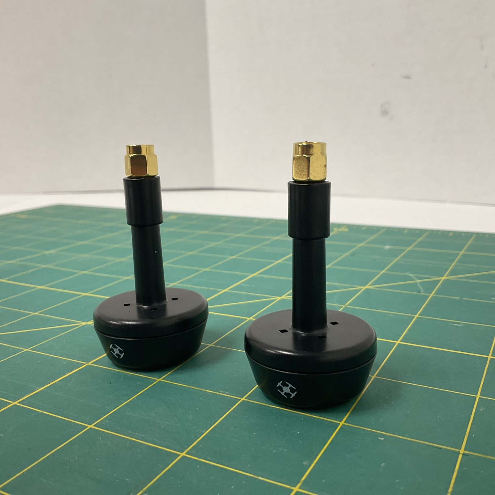 EHang 5.8G Antenna SMA Connector Internal Pin FPV Transmitter 3dbi 2PCS