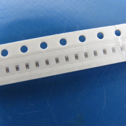 Panasonic ECJ0EC1H180J Qty of 1000 per Lot CAP 18PF 5% 0402 NPO 50V