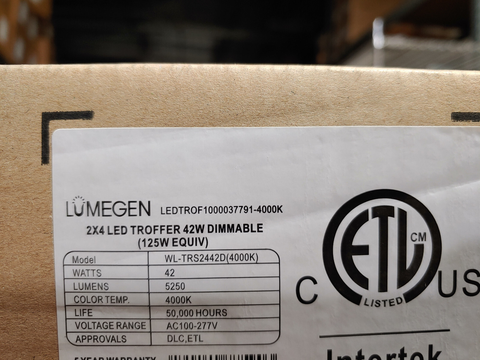 LUMEGEN 2X4 LED TROFFER 42W Dimmable WL-TRS2442D 4000K
