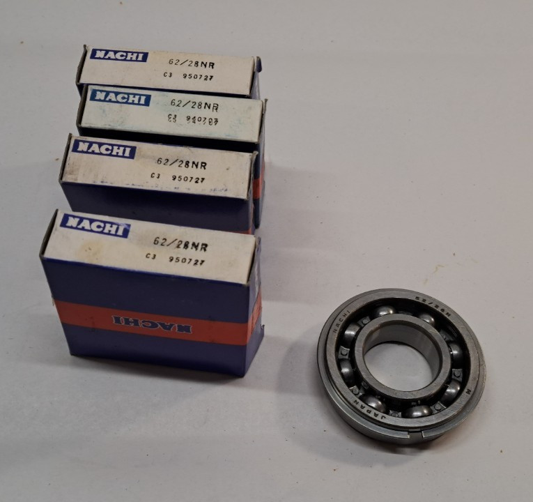 LOT OF 4 NEW IN BOX NACHI 62/28NR ROLLER BEARING 62/28N C3 JAPAN
