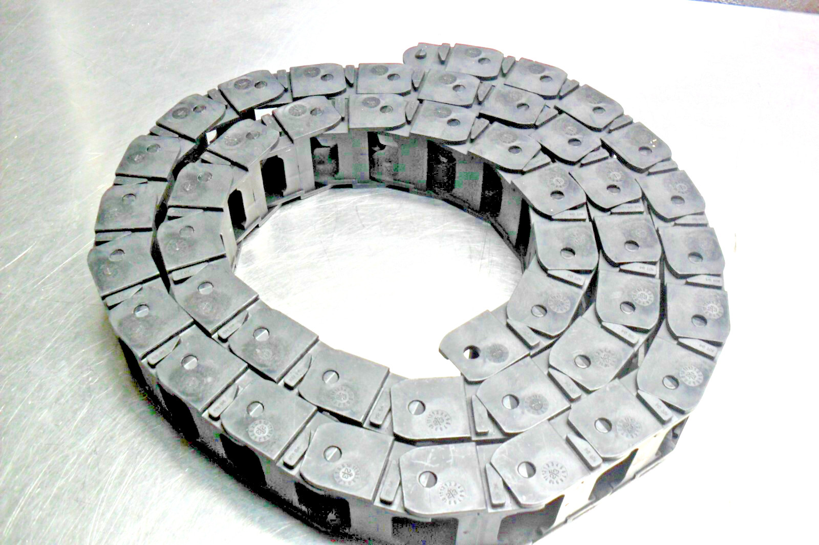 QTY 6 FT. – KabelSchlepp Cabel Track Black -0450.20 – R94x45 New