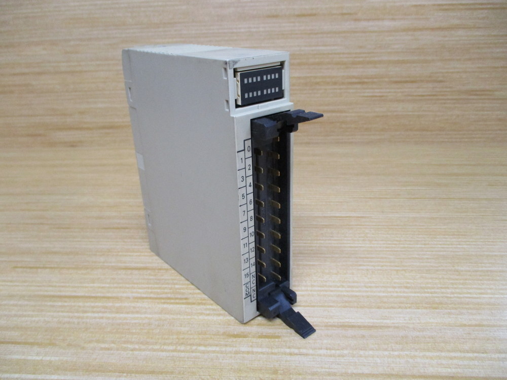 Omron C200H-ID212 Input Unit C200HID212 W/O Terminal Strip