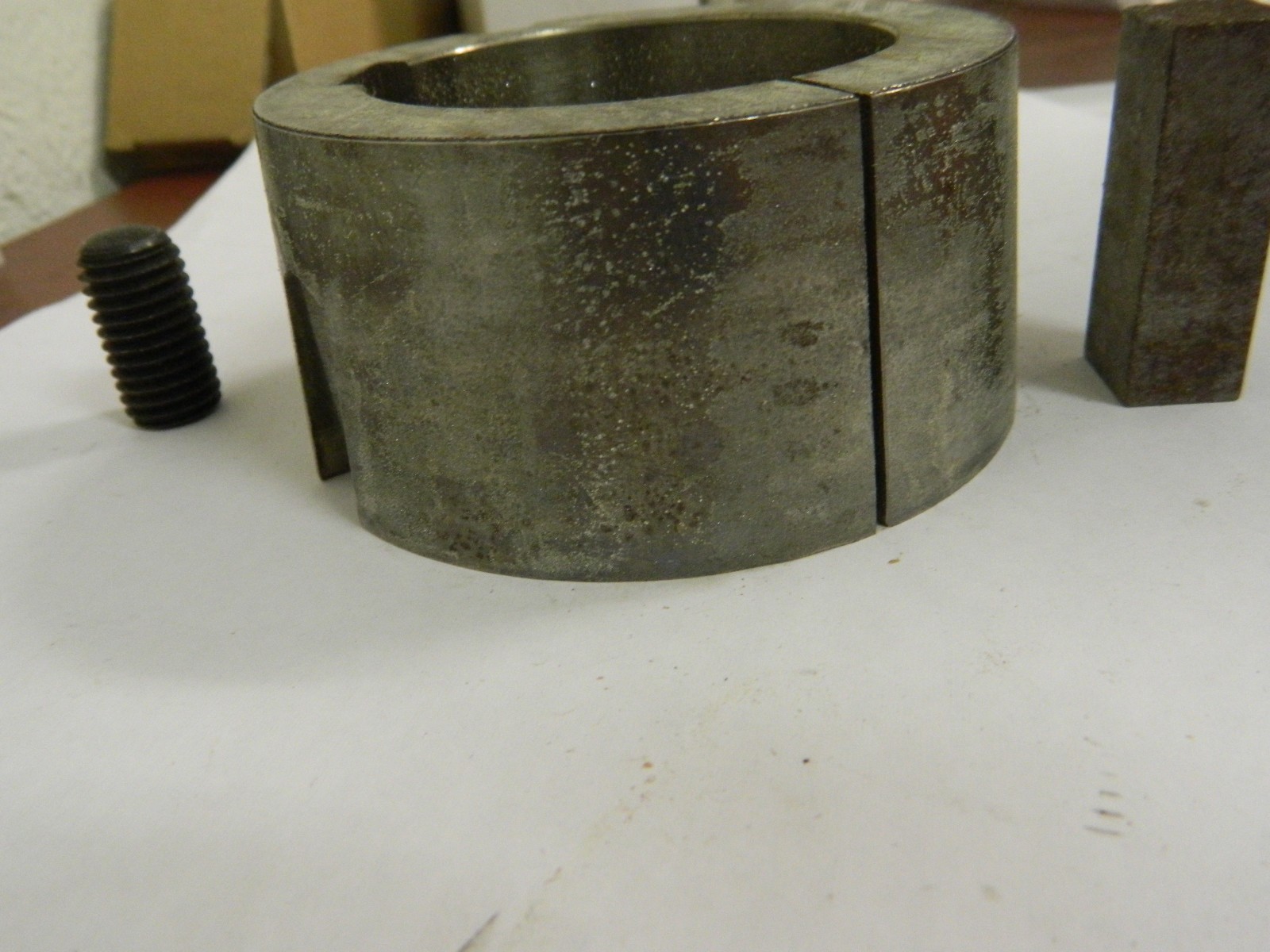 Browning 3020x 2 3/16 Tapered Lock 2-13/16″ Thread 5/8″ x 1-1/4″ Bore