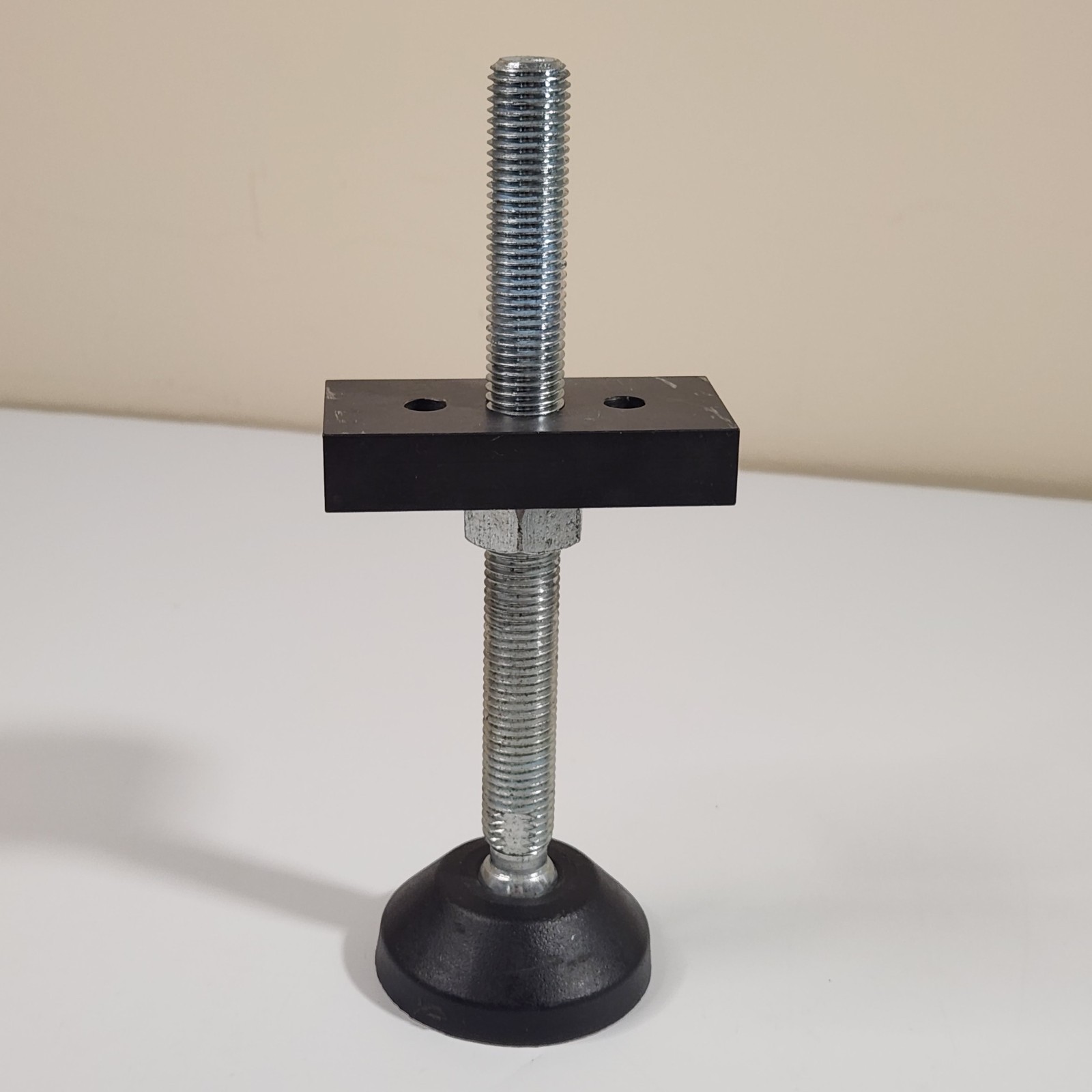 ValuGuide VG-50 Lot of (4) Adjustable Articulating Leveling Pads 7-3/4″ OA High