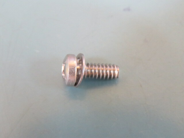 McMasters Carr 95345A047 Qty of 250 per Lot 18-8 Stainless Steel Pan Head Screw