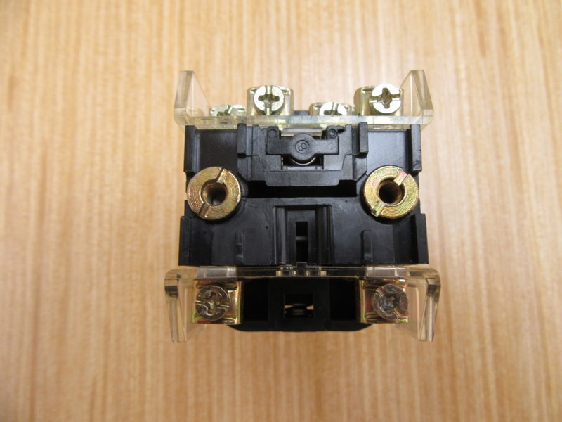 Allen Bradley 800T-FXQL24RA Button w/800T-NL24 & 800T-XA