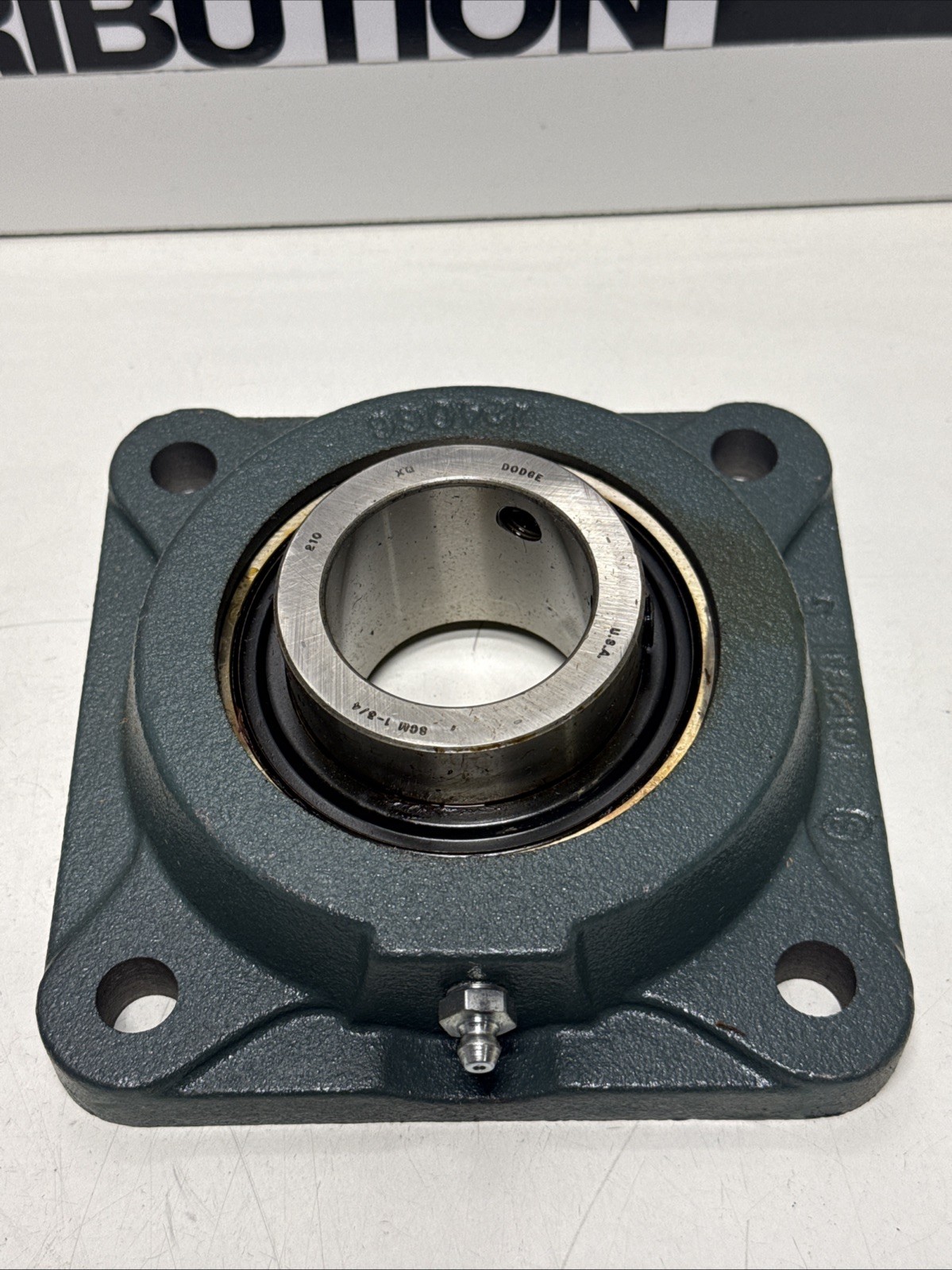 Dodge 126190 SCM 4 Bolt Flange Mount Ball Bearing Unit, 1-3/4″ Bore, Cast Iron