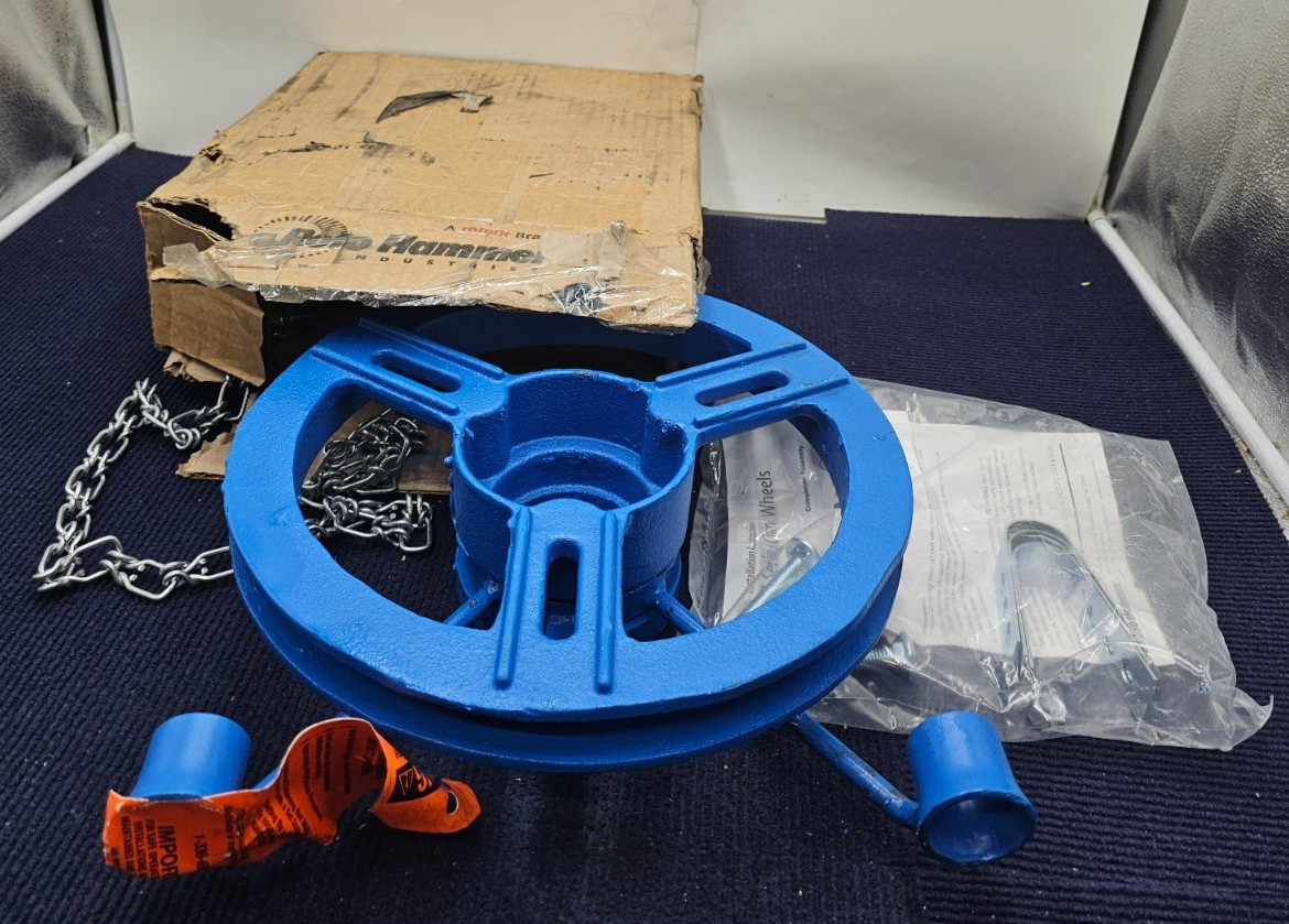 ROTOHAMMER CL12 Ductile Iron Chain Wheel Assembly, 9-1/4″ – 12-1/2″ OD Blacksta