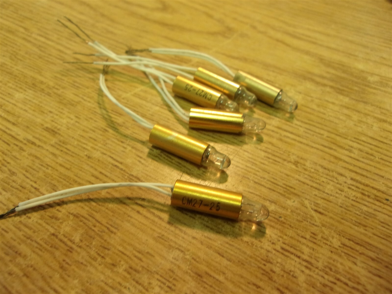 NEW Chicago Miniature CM27-25 Incandescent lamps Bulbs Lot of 6 *FREE SHIPPING*