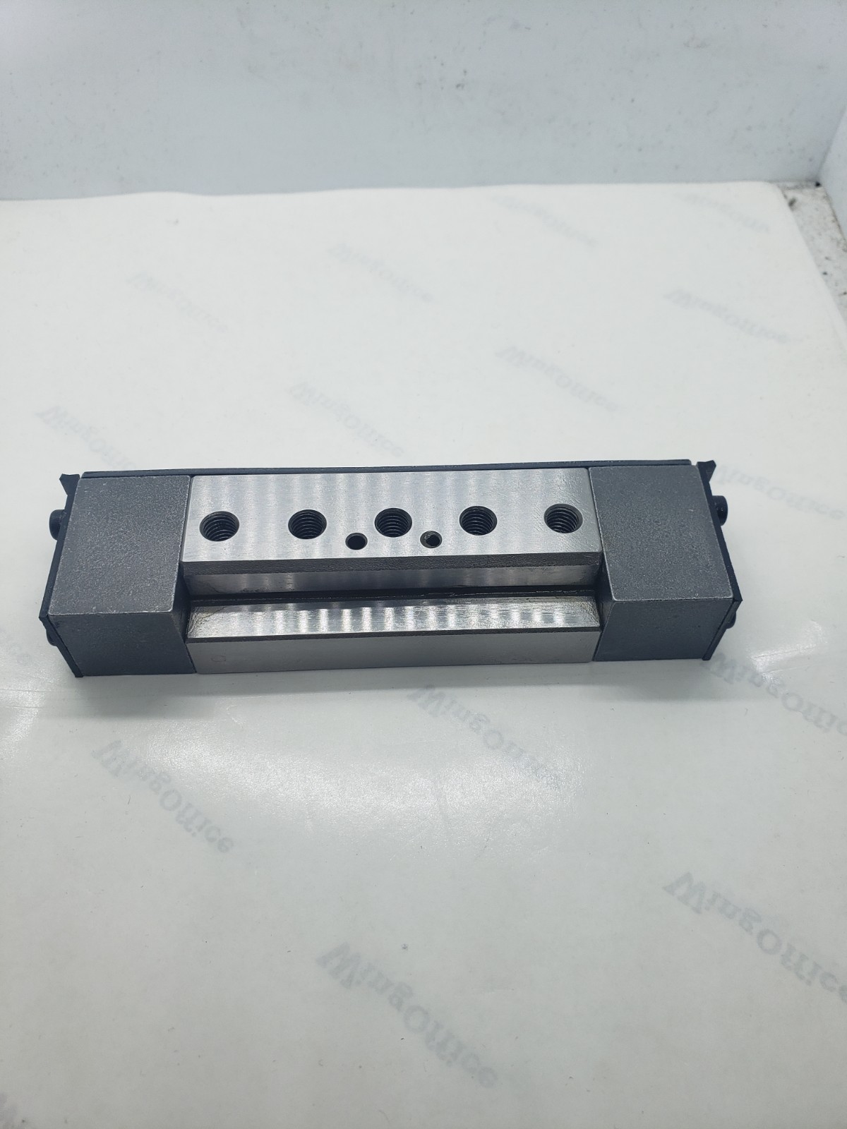 IKO LRWM3 LINEAR GUIDE BLOCK, NIB